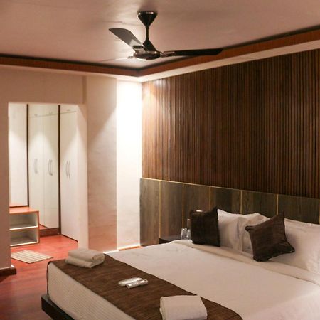 Hotel Obsidian Blue Itānagar Esterno foto