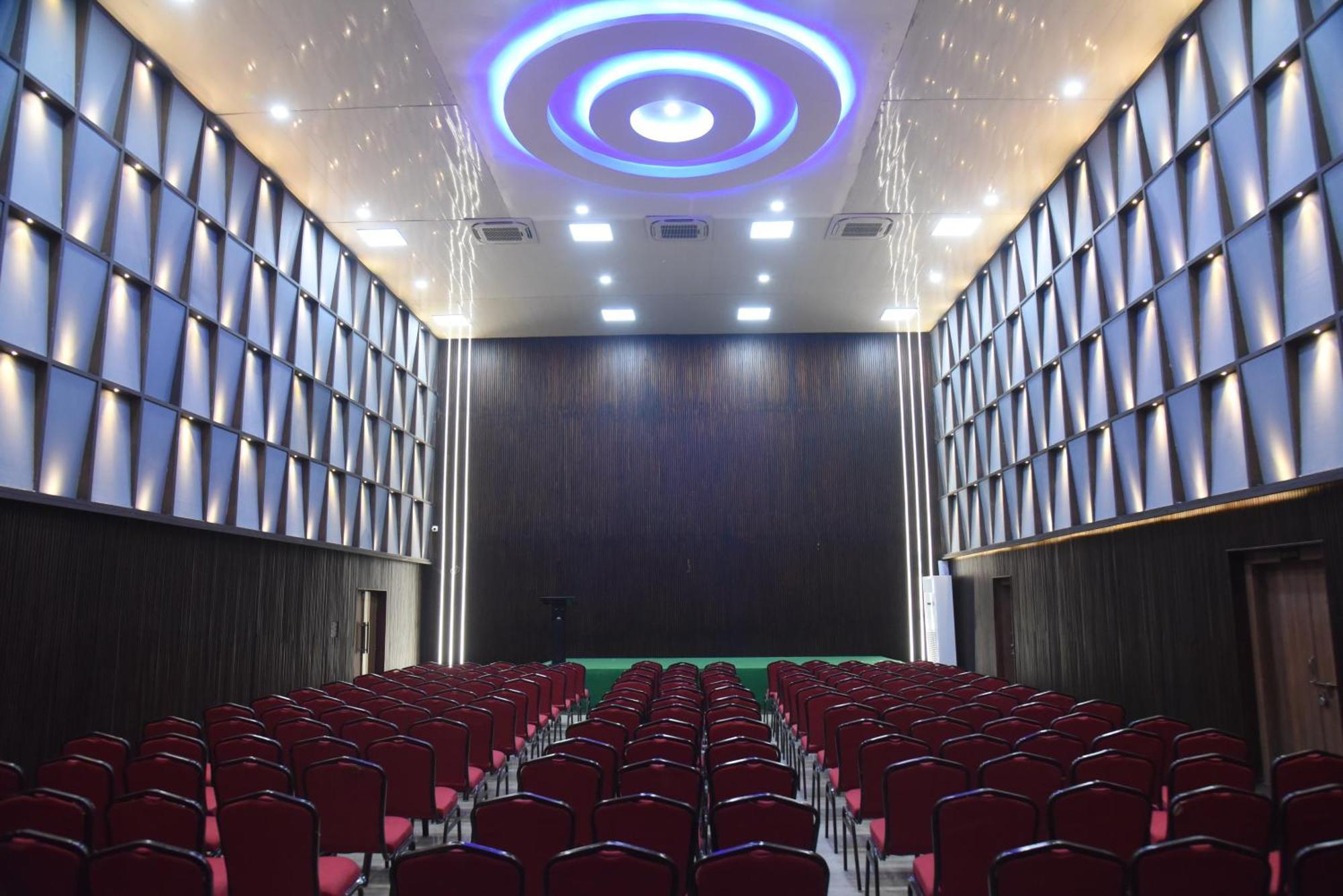 Hotel Obsidian Blue Itānagar Esterno foto