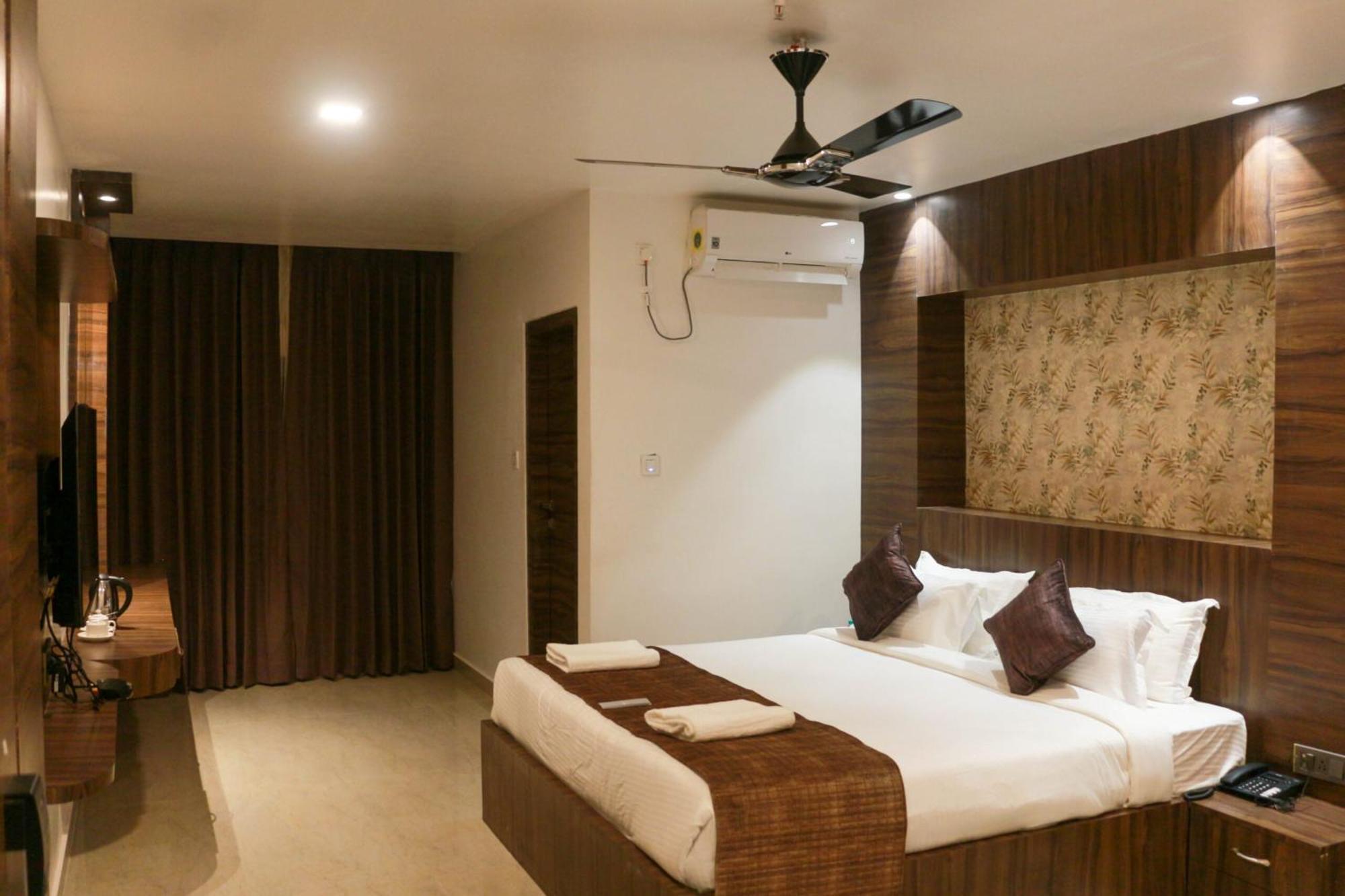 Hotel Obsidian Blue Itānagar Esterno foto