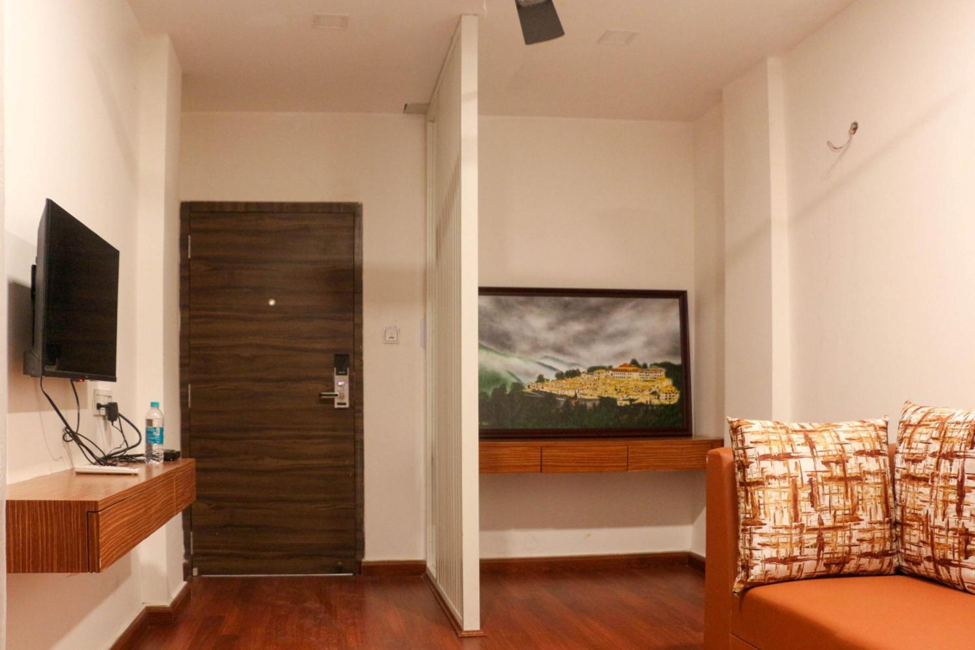 Hotel Obsidian Blue Itānagar Esterno foto
